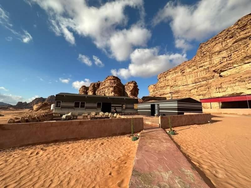 Wadi Rum Star Camp Ngoại thất bức ảnh