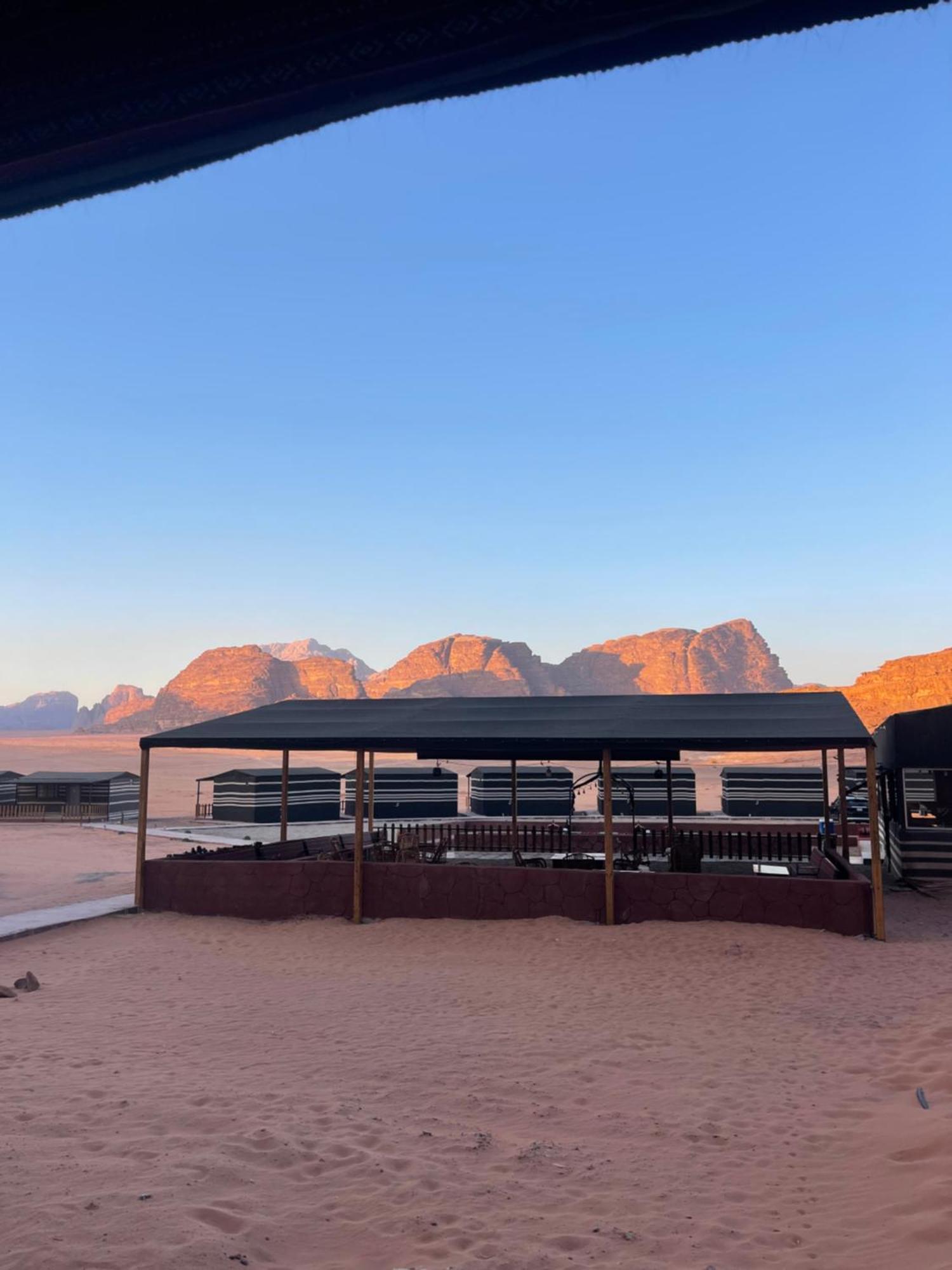Wadi Rum Star Camp Ngoại thất bức ảnh